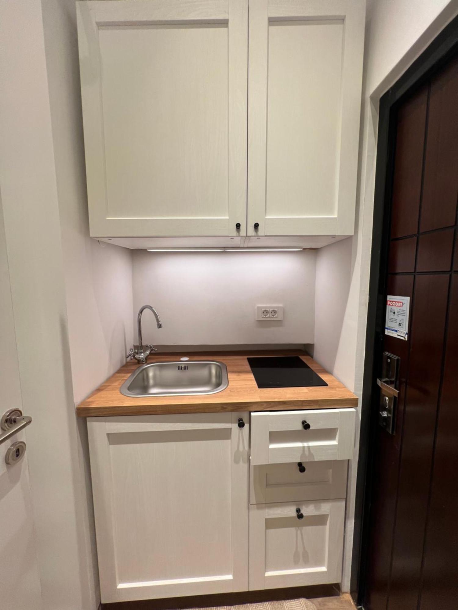 Studio Apartman Luka زغرب المظهر الخارجي الصورة